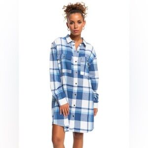 Roxy Long Sleeve Running Seasons Dress Medium NWT‎